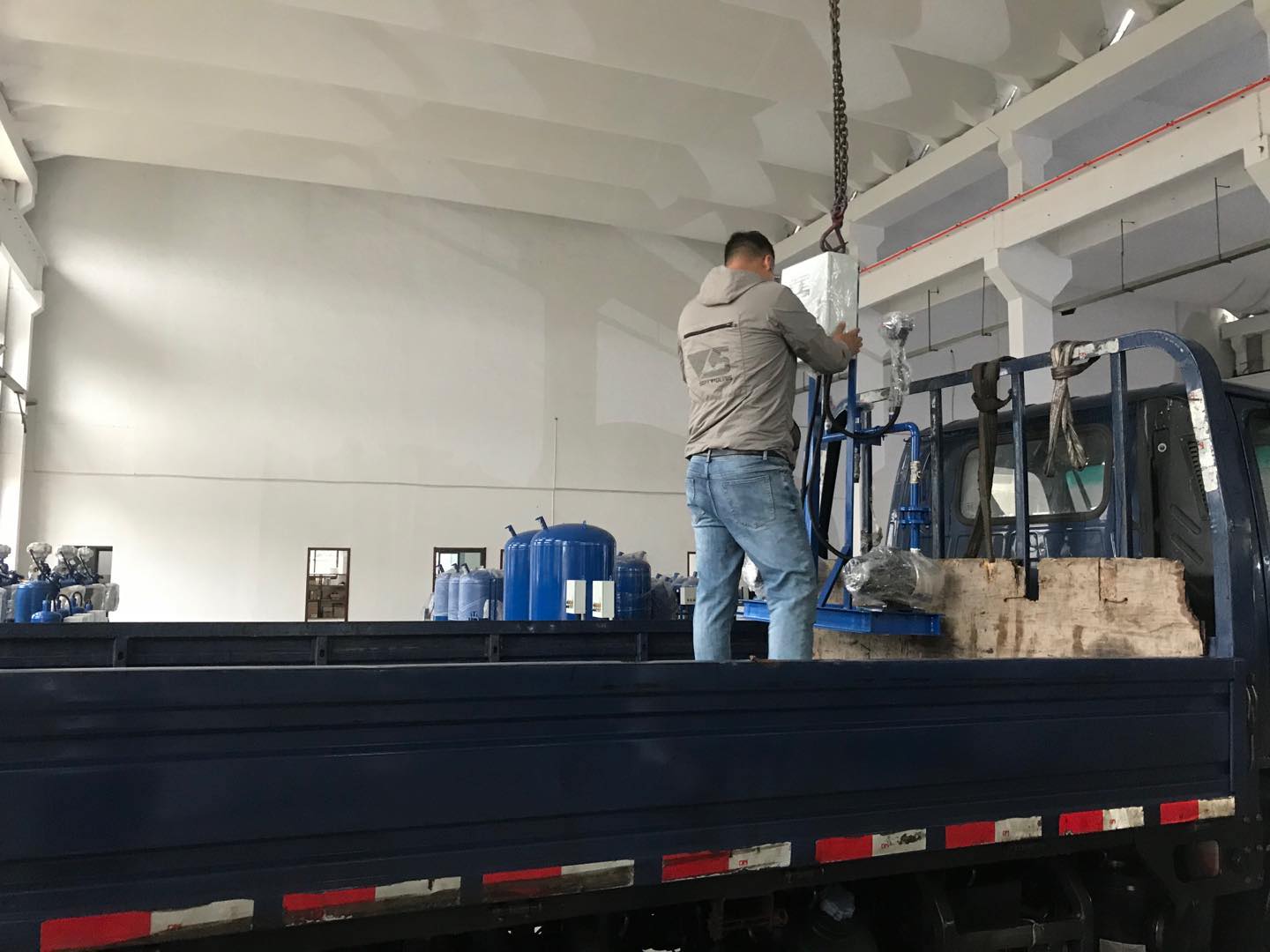 安徽滁州發(fā)貨定壓補(bǔ)水裝置、全自動(dòng)軟水器和全自動(dòng)加藥裝置